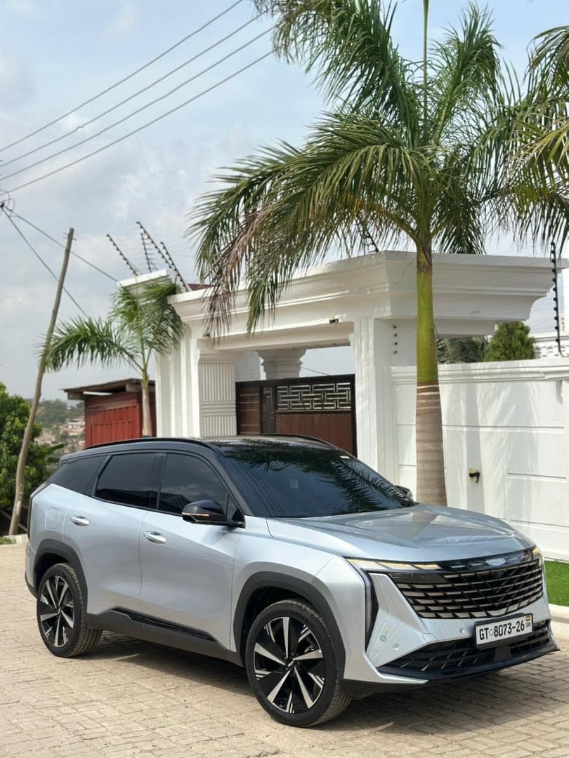 Geely Coolray 2024